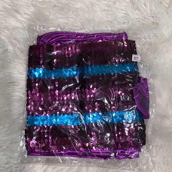 Sexy 3pc Clubwear Sequins Top, Vinyl Skirt & G-string. - Picture 2 of 2